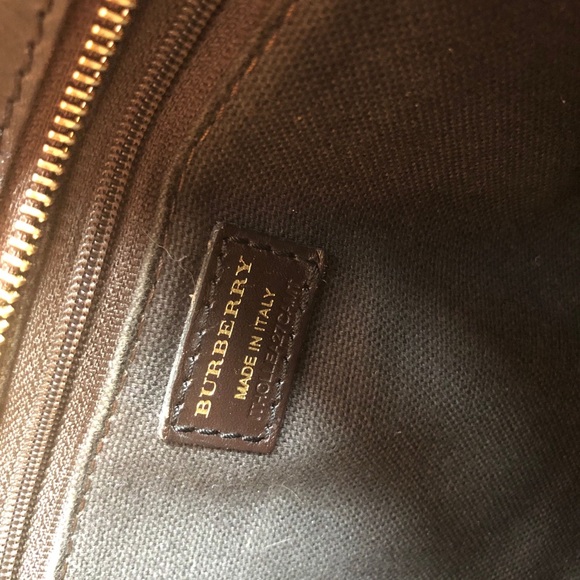 Authentic Burberry Purse - Picture 7 of 7